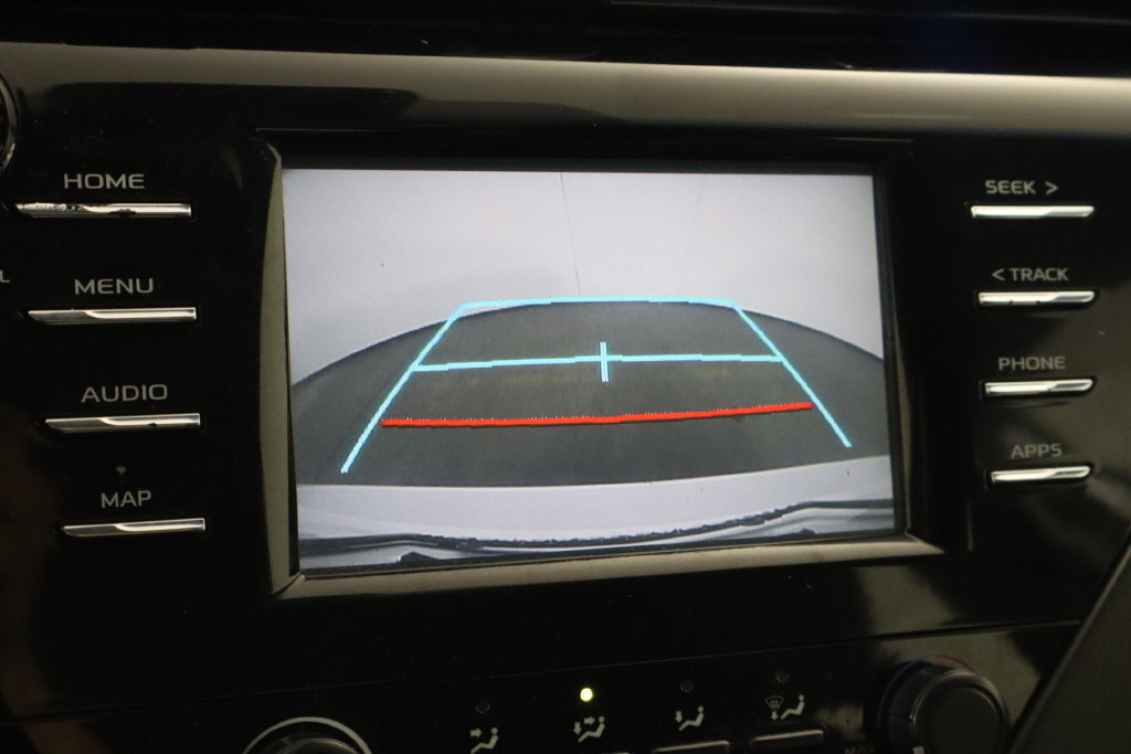 Used 2019 Toyota Camry LE FWD image 32