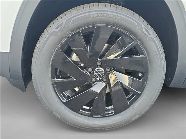 New 2026 Volkswagen Atlas SE image 9