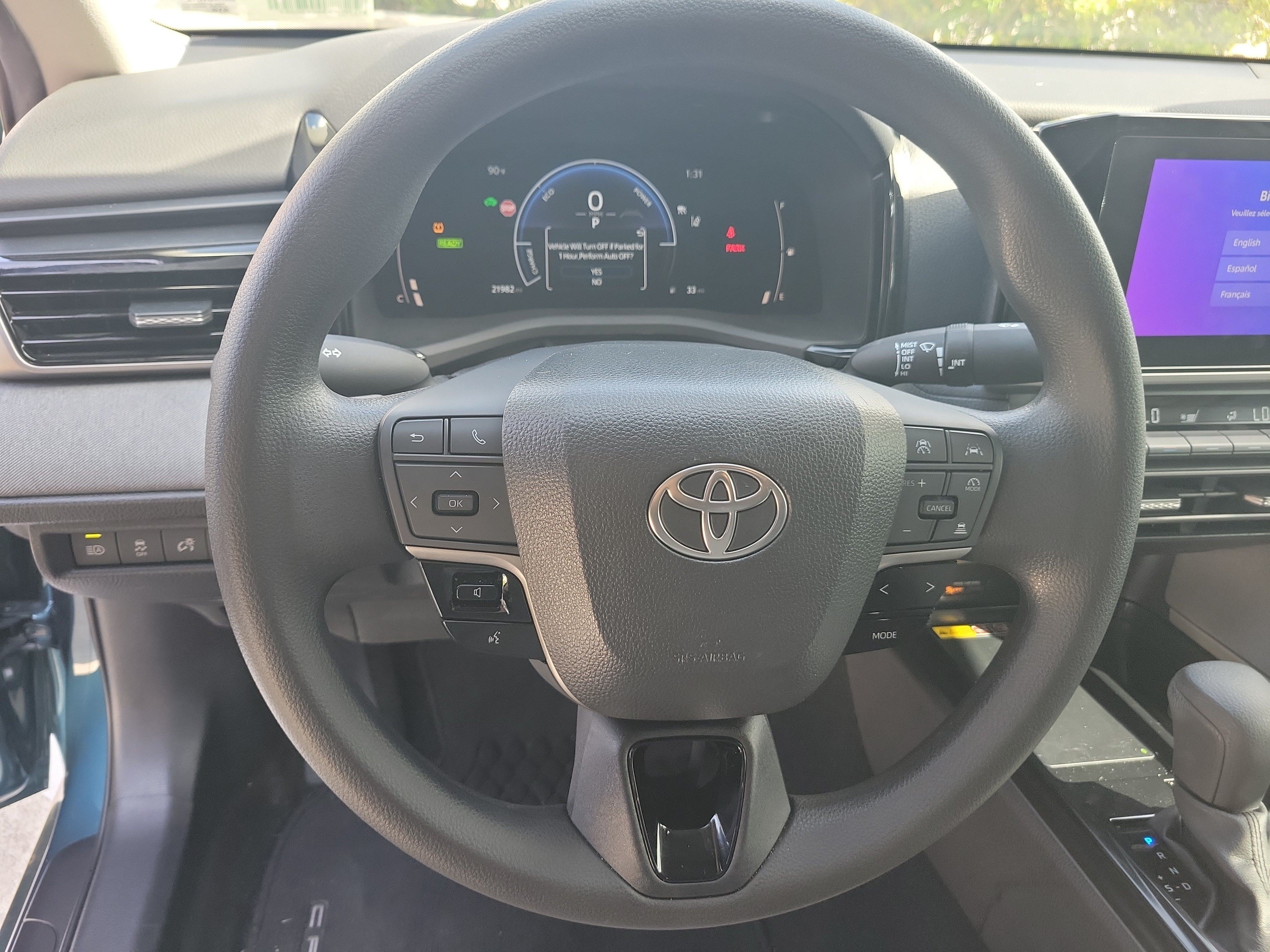 Used 2025 Toyota Camry LE FWD image 25