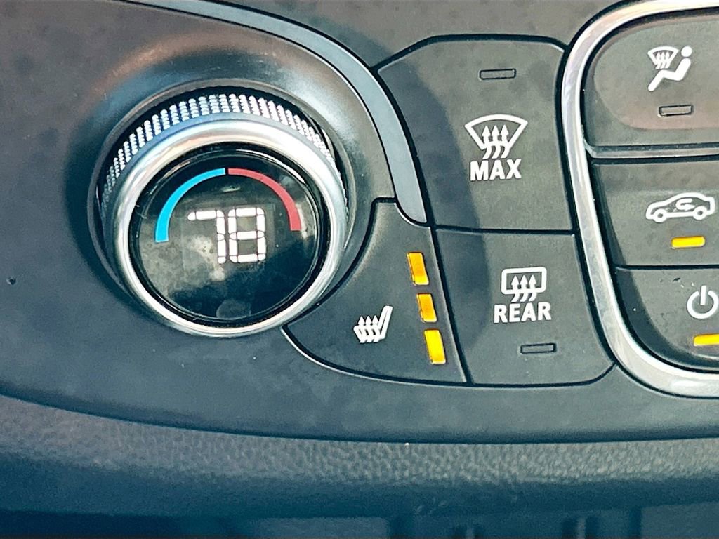 Used 2022 Chevrolet Traverse LT AWD/4WD image 19