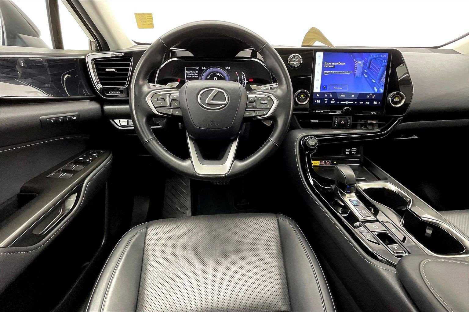 Used 2024 Lexus NX 350h AWD image 4
