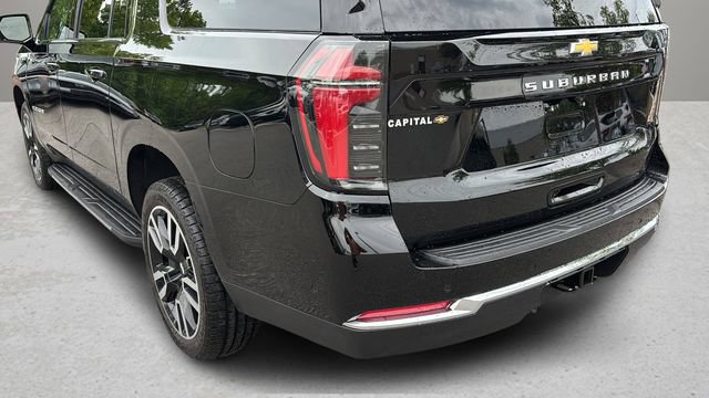 Used 2026 Chevrolet Suburban LS RWD image 25