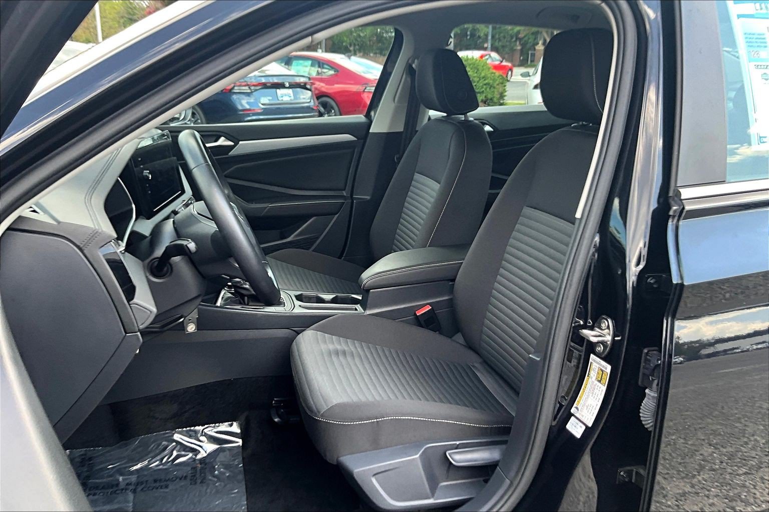 Used 2025 Volkswagen Jetta S FWD image 25