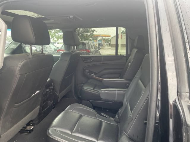 Used 2019 Chevrolet Suburban Premier AWD/4WD image 7