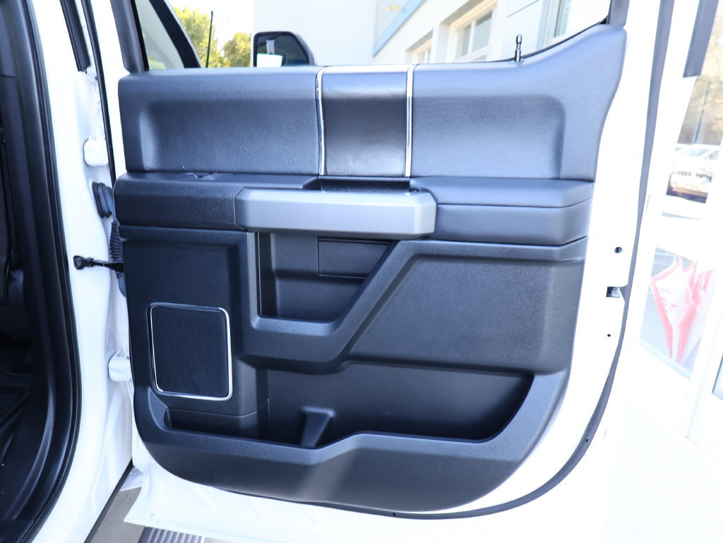 Used 2018 Ford F250 Platinum w/ Platinum Ultimate Package AWD/4WD image 38