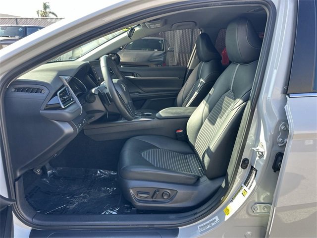 Used 2024 Toyota Camry SE image 17