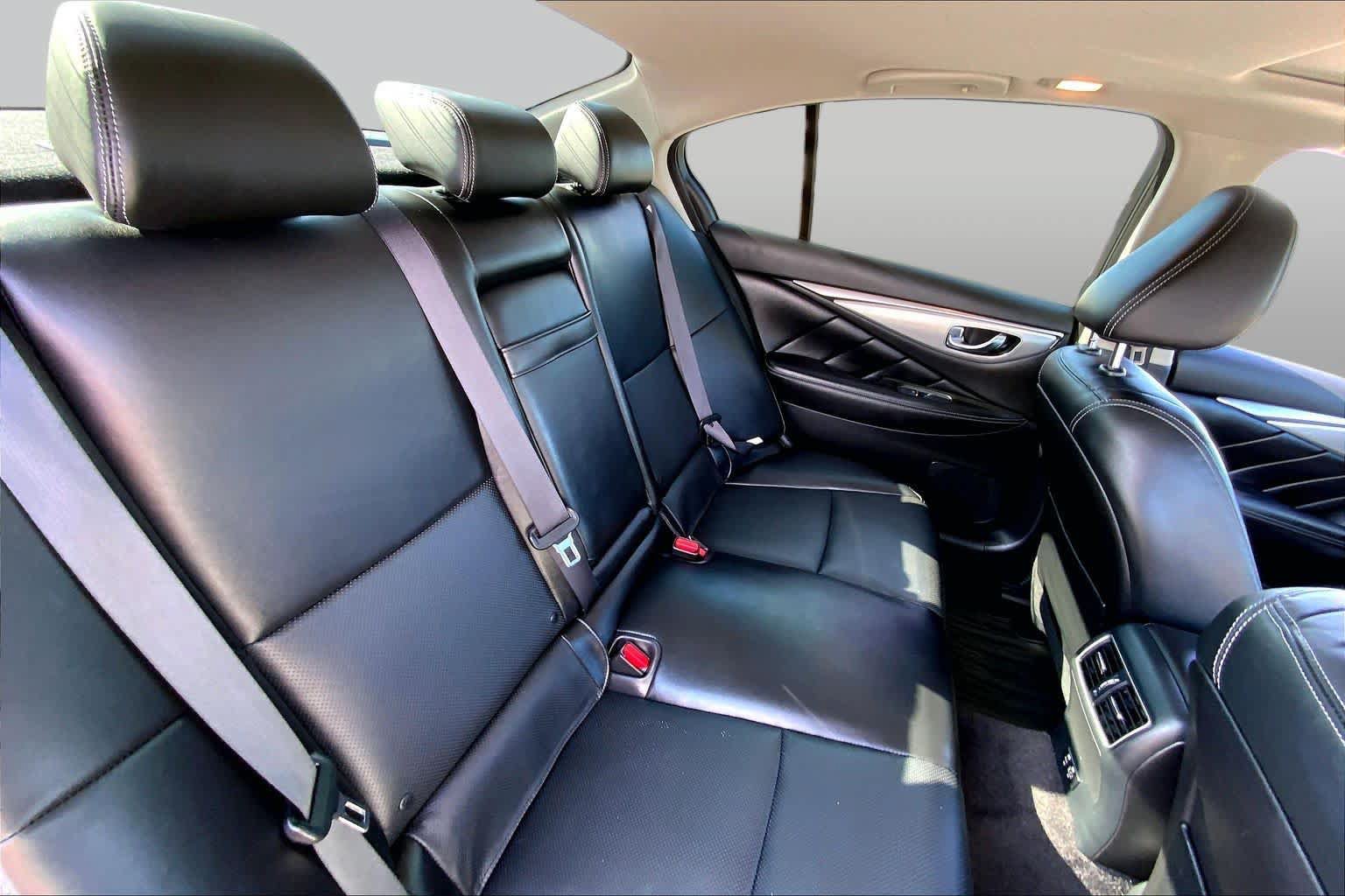 Used 2023 INFINITI Q50 Luxe w/ Cargo Package RWD image 18