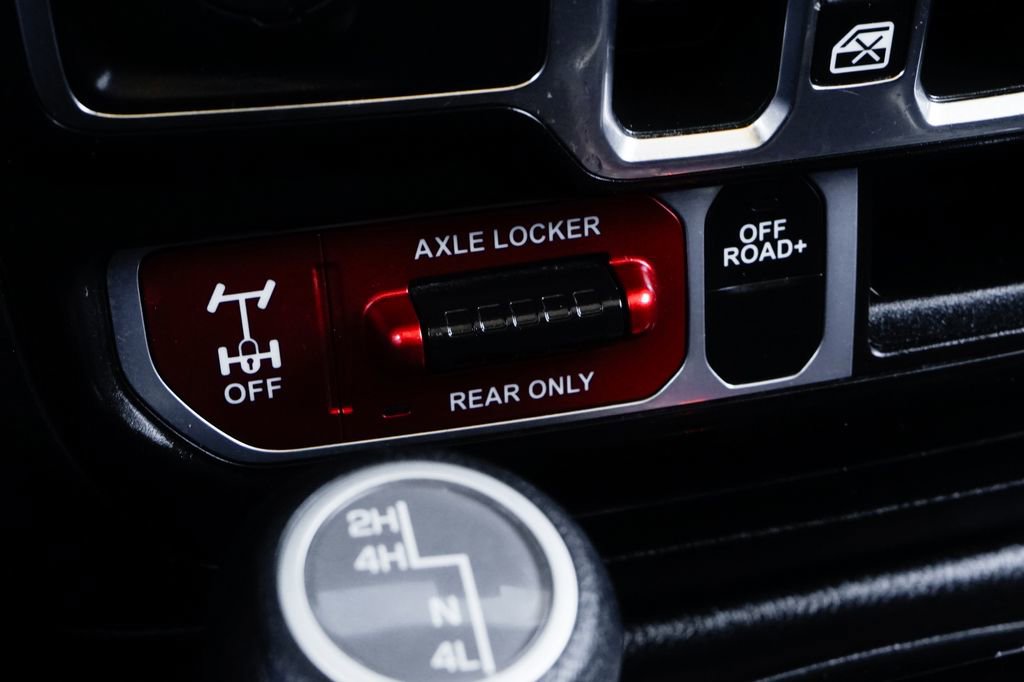 Used 2021 Jeep Gladiator Mojave AWD/4WD image 32