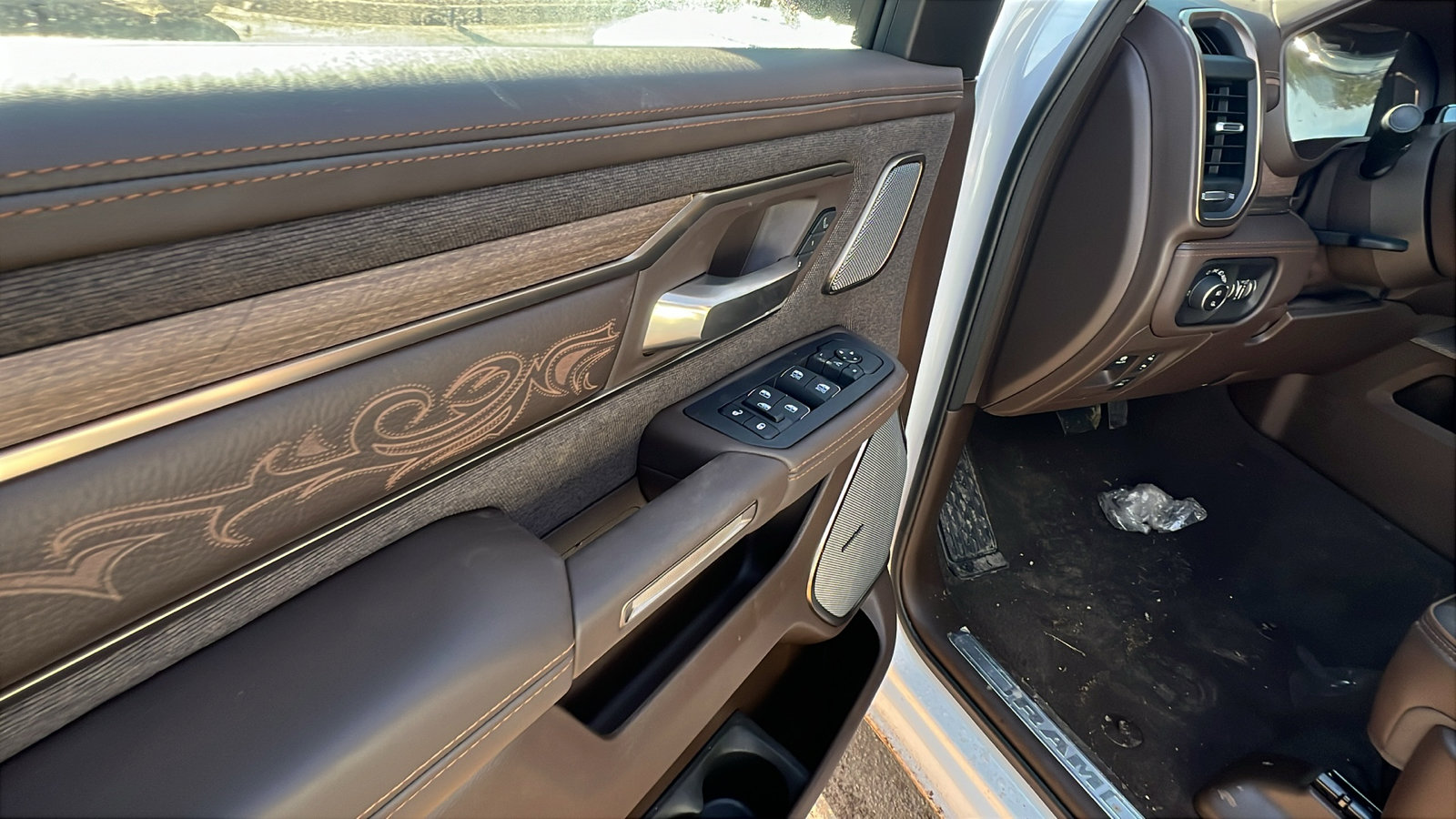 New 2026 RAM 1500 Limited AWD/4WD image 15