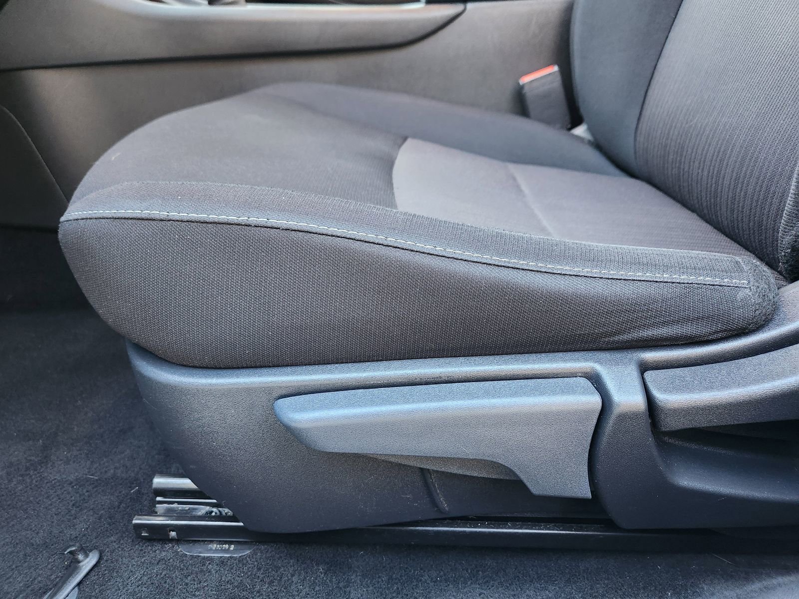 Used 2023 Nissan Sentra SV image 27