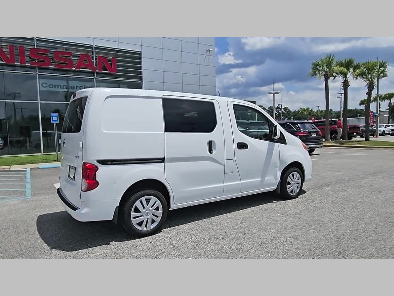 Used 2020 Nissan NV200 SV w/ Back Door Glass Package FWD image 34