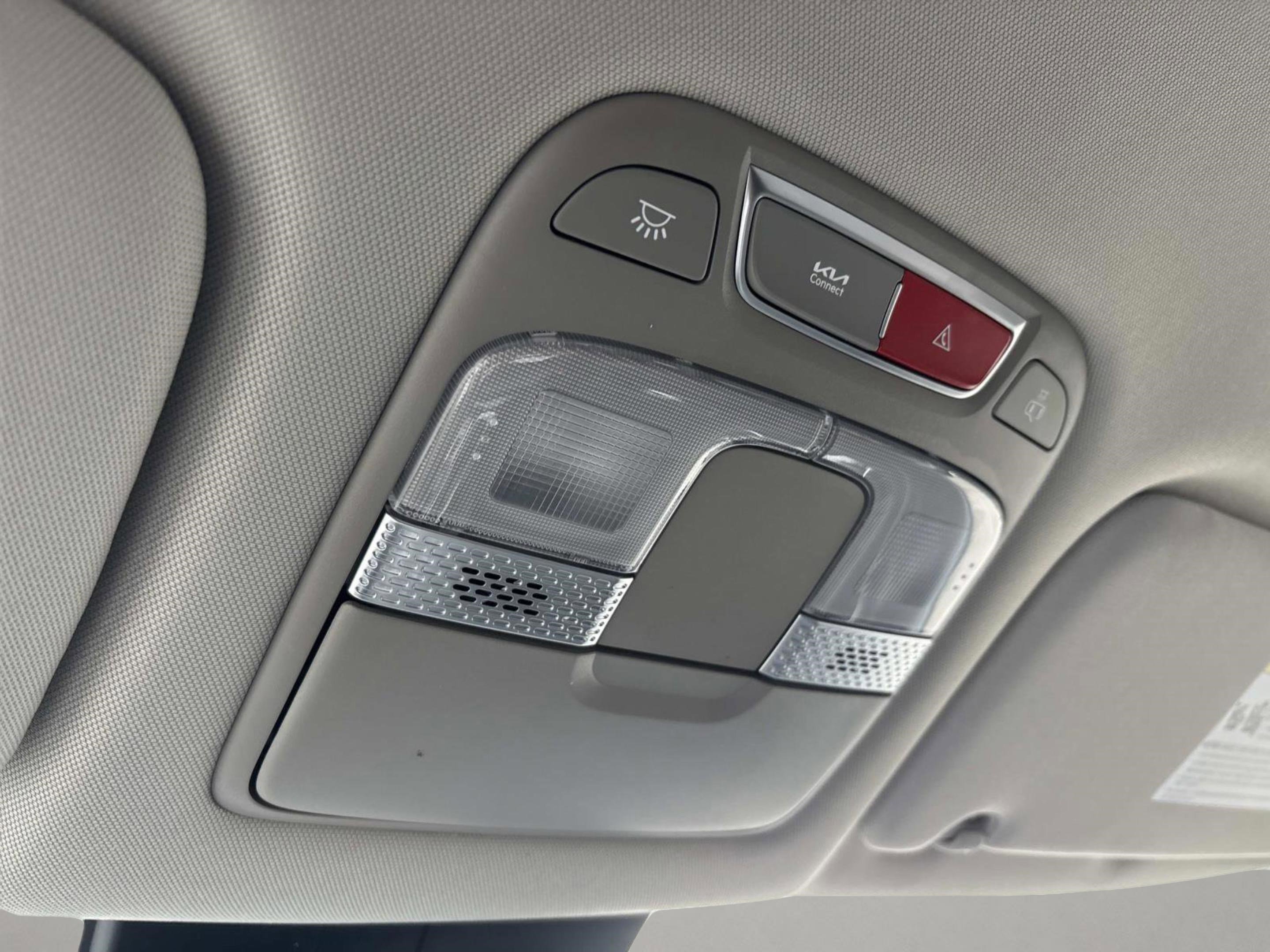 Used 2023 Kia Telluride LX image 34