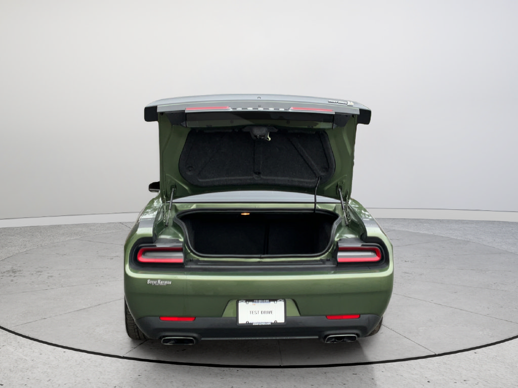 Used 2022 Dodge Challenger R/T Scat Pack RWD image 18