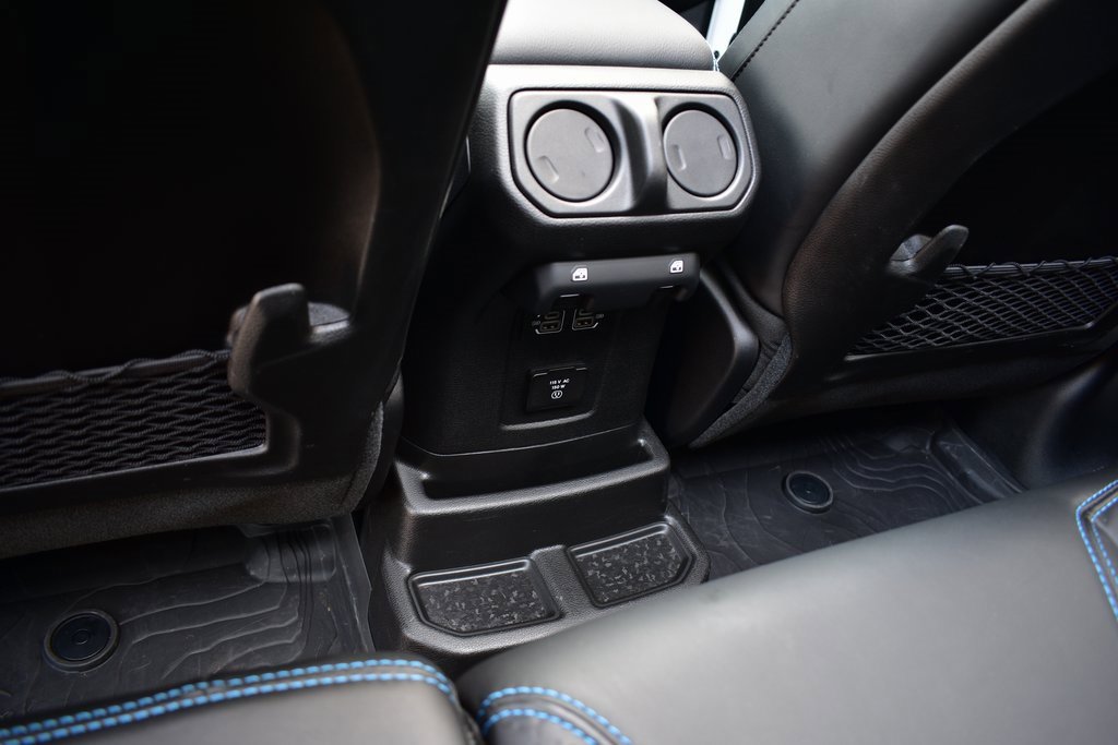 Used 2024 Jeep Wrangler High Altitude image 25