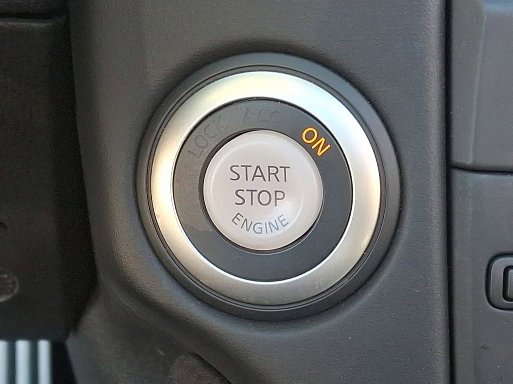 Used 2018 Nissan 370Z Touring Sport image 23