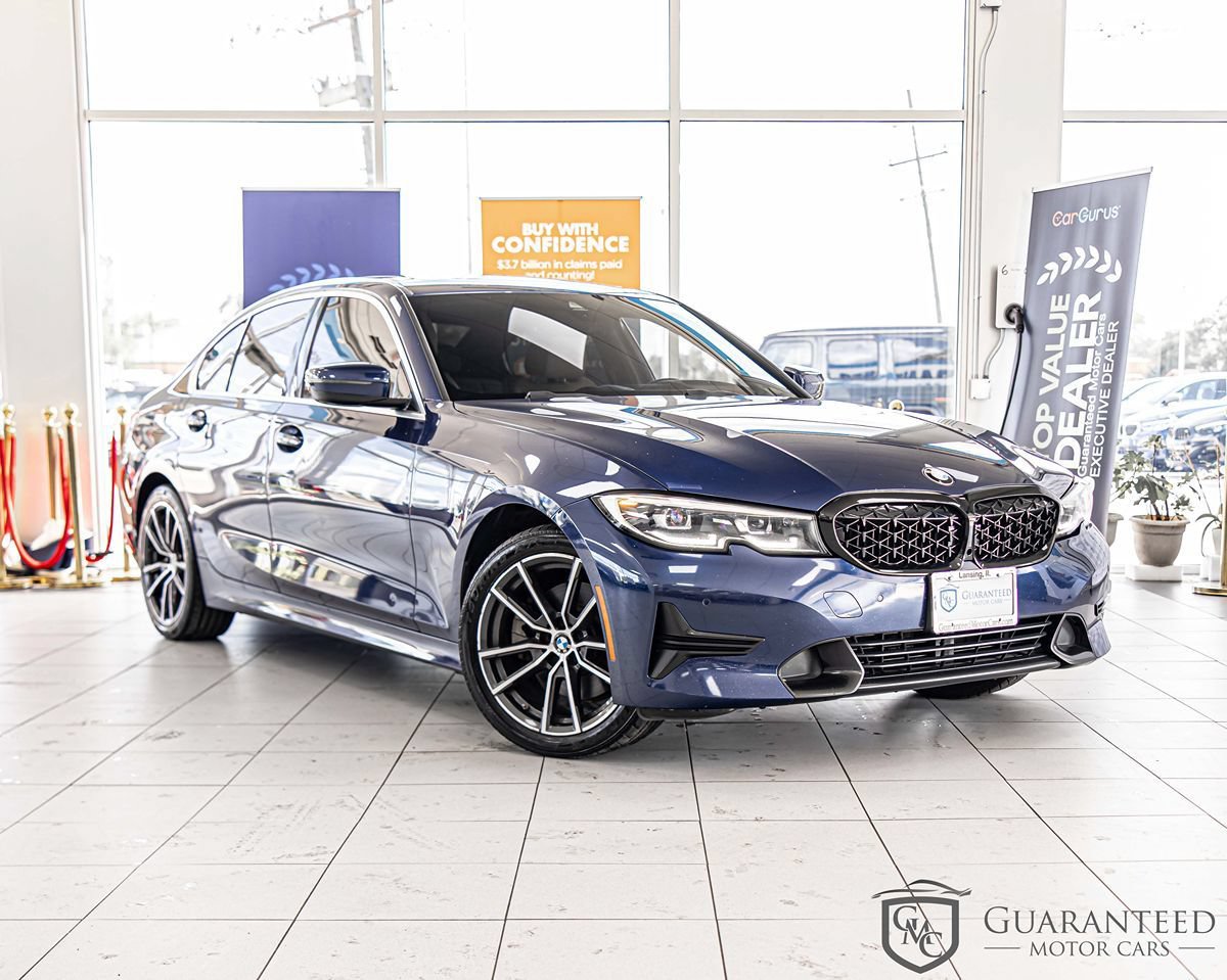 Used 2019 BMW 330i xDrive Sedan w/ Convenience Package AWD/4WD image 3