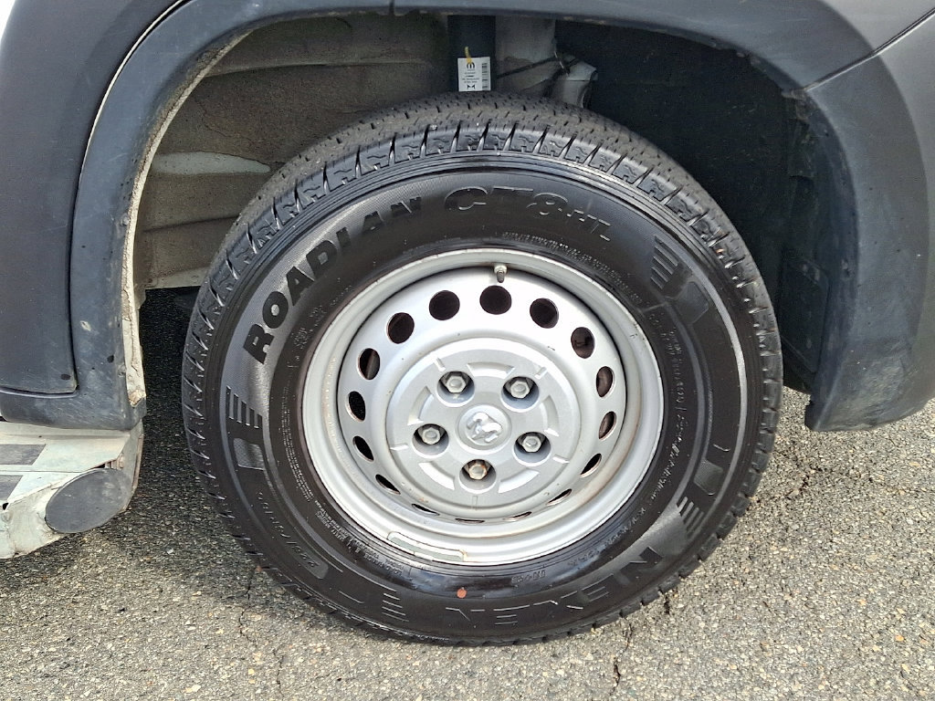 Used 2025 RAM ProMaster 2500 w/ U-Haul Equipment Group FWD image 8