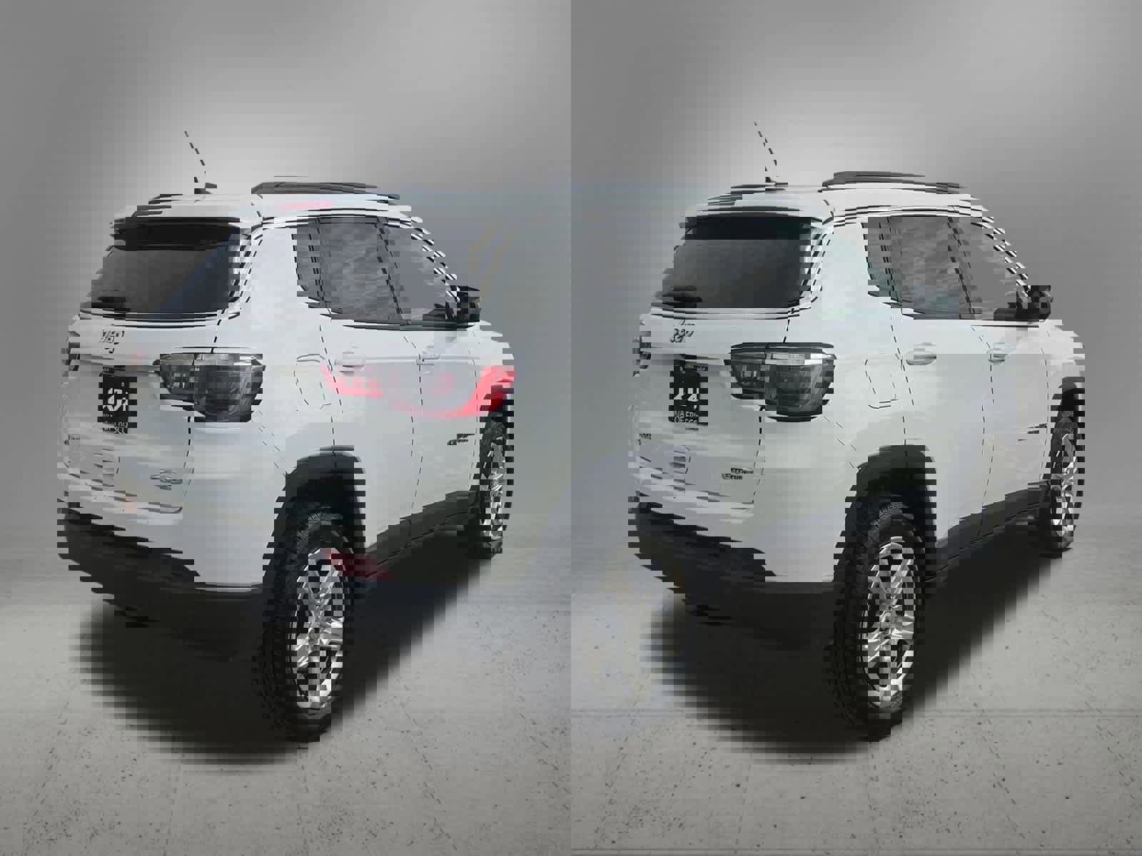 Used 2023 Jeep Compass Latitude image 6