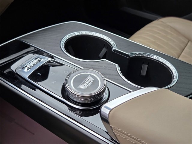 New 2025 Cadillac Lyriq Luxury image 13