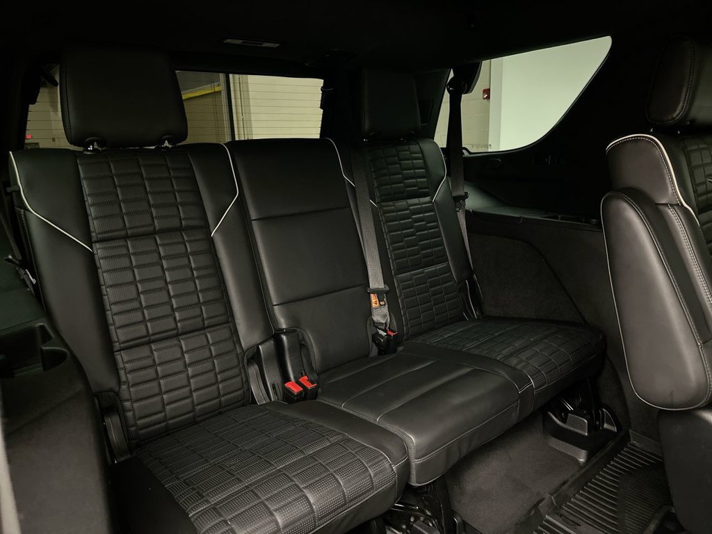 Used 2021 Cadillac Escalade Sport Platinum w/ Heavy-Duty Trailer Package AWD/4WD image 21