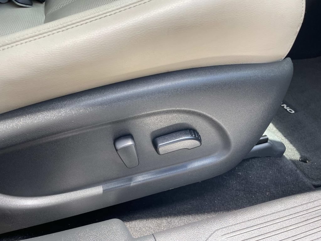 Used 2023 Nissan Murano SL FWD image 20