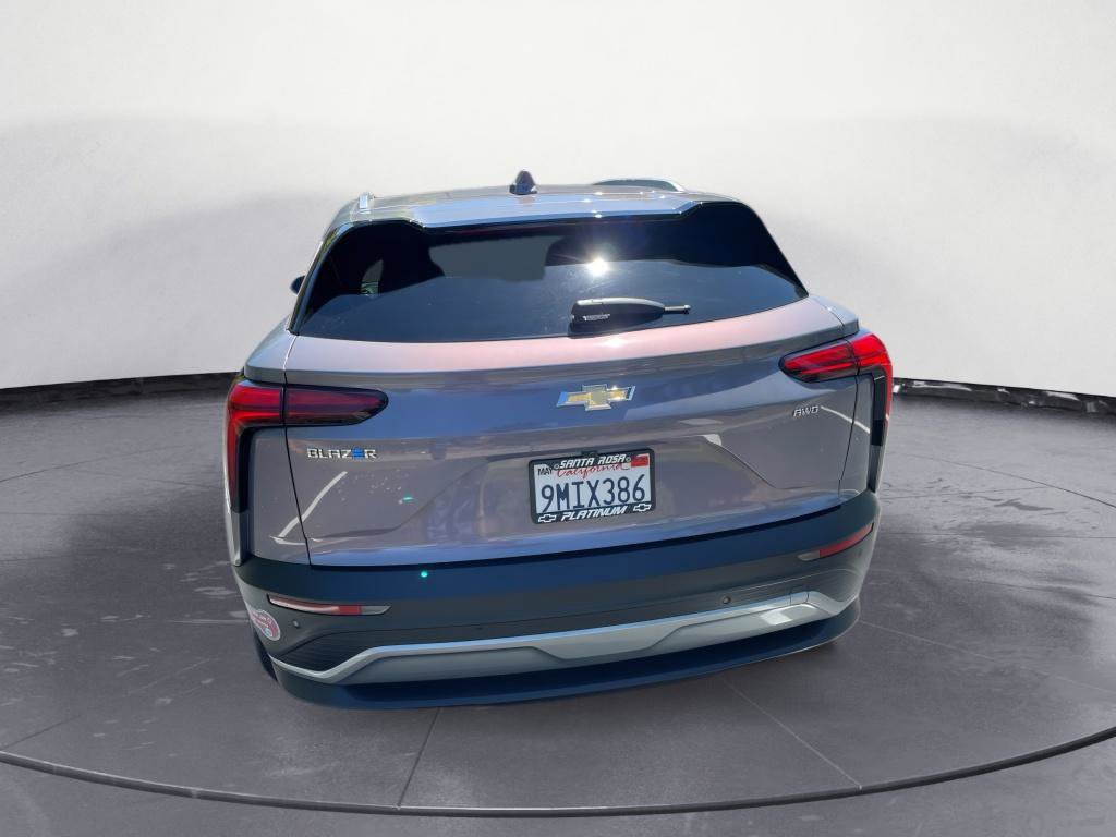 Used 2024 Chevrolet Blazer EV LT AWD/4WD image 6