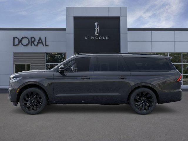 New 2025 Lincoln Navigator L Reserve w/ Jet Appearance Package image 3