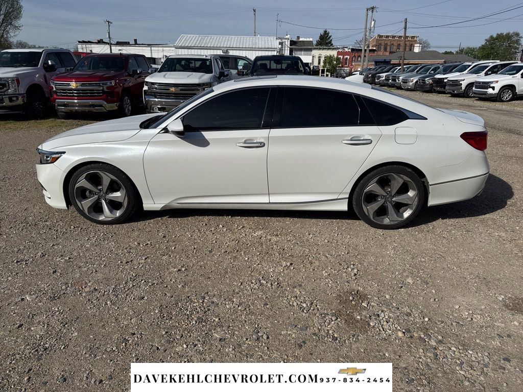 Used 2018 Honda Accord Touring image 7