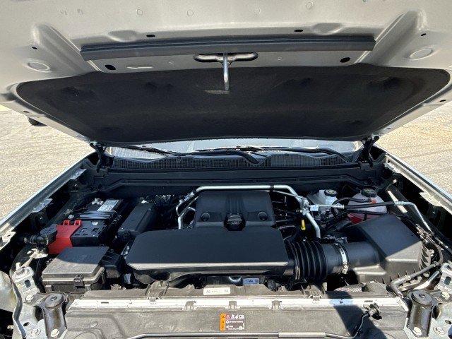 New 2025 GMC Canyon AT4 w/ Nightfall Edition image 17