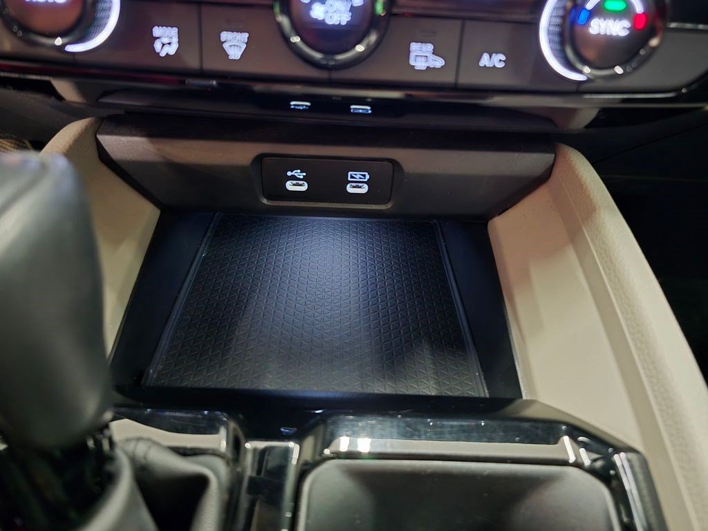 Used 2023 Honda Accord EX-L image 27