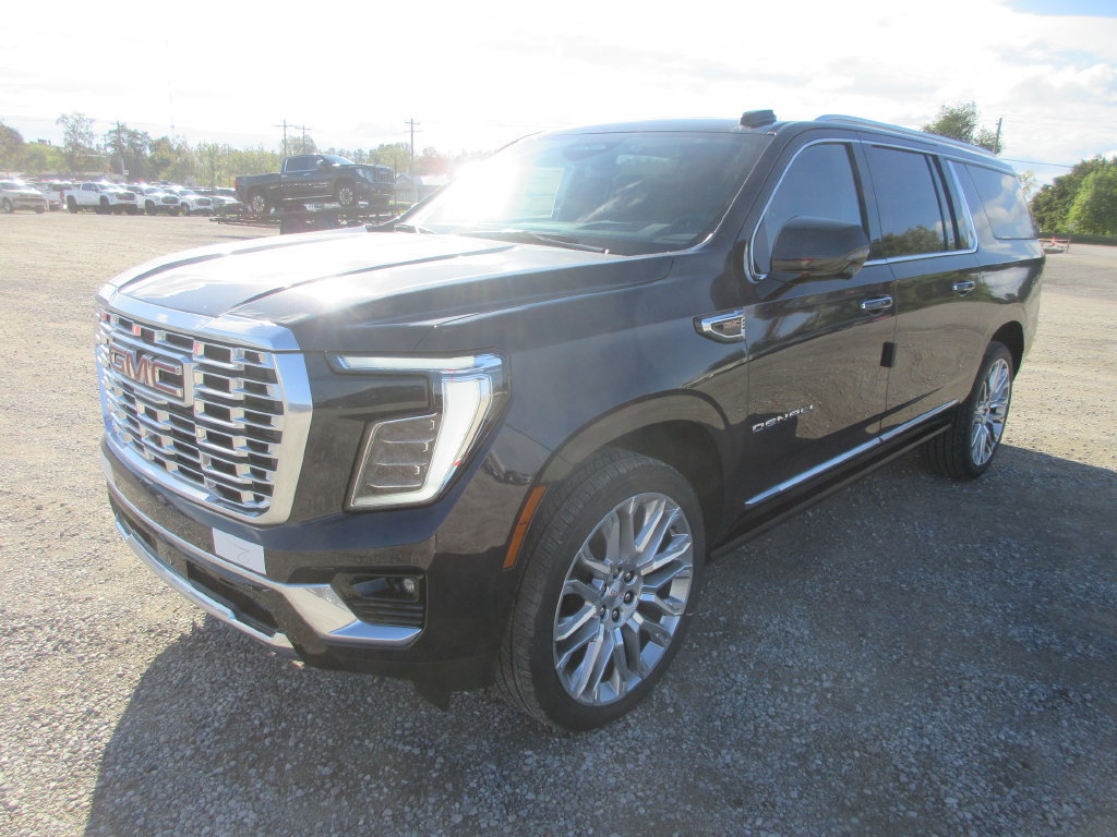 New 2027 GMC Yukon XL Denali w/ Denali Reserve Package AWD/4WD image 9
