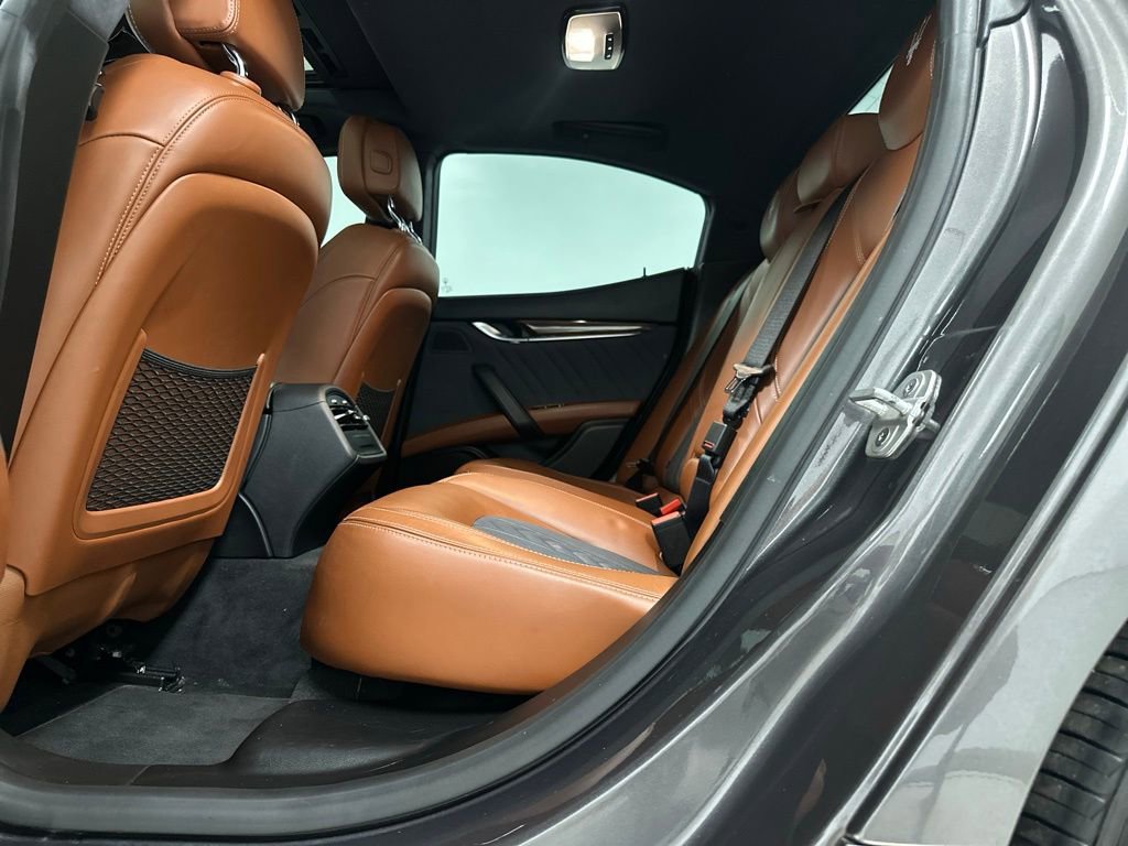 Used 2018 Maserati Ghibli S GranLusso image 18