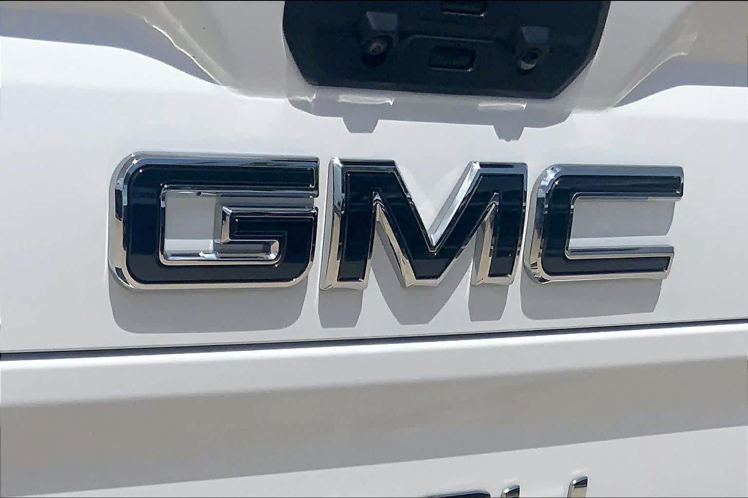 Certified 2025 GMC Sierra 2500 Denali Ultimate AWD/4WD image 30