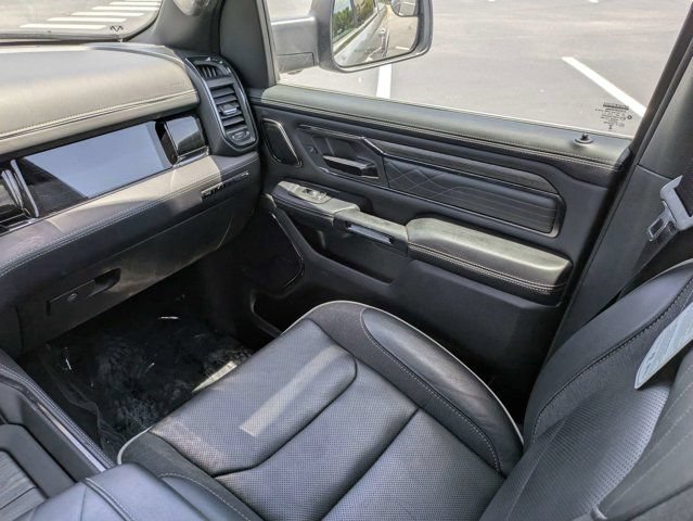 Used 2025 RAM 1500 Limited AWD/4WD image 11