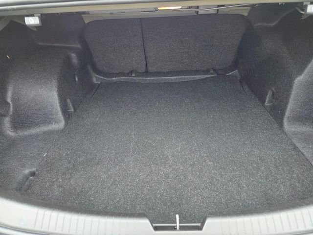 Used 2018 Chevrolet Malibu LT image 11