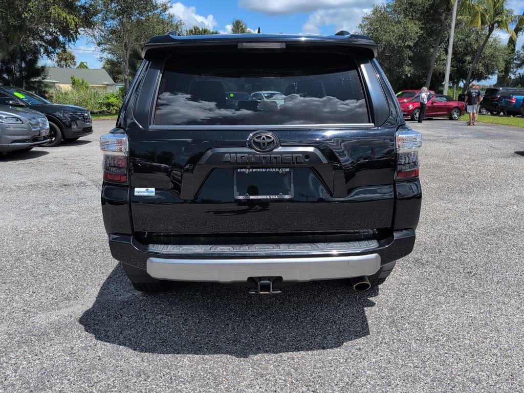 Used 2019 Toyota 4Runner TRD Off-Road Premium AWD/4WD image 4