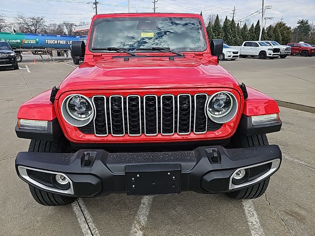 Certified 2025 Jeep Wrangler Unlimited Sahara w/ Safety Group image 6