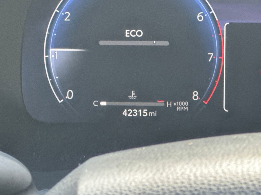 Used 2023 Toyota Highlander Limited image 16