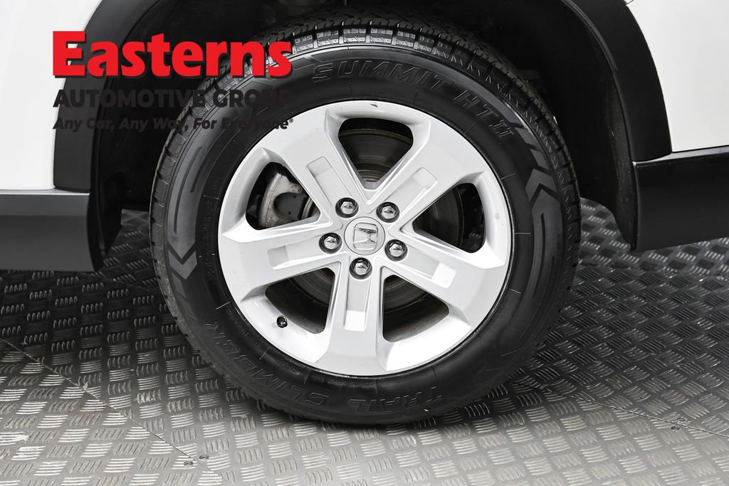 Used 2023 Honda Pilot LX image 8