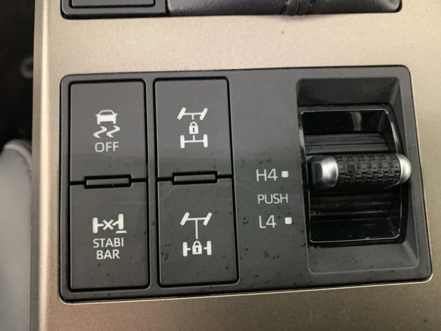 Used 2024 Toyota Land Cruiser image 28