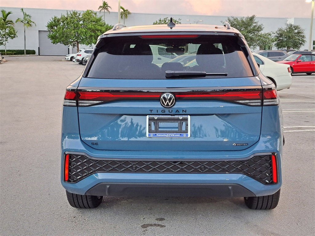 New 2026 Volkswagen Tiguan SE R-Line image 4