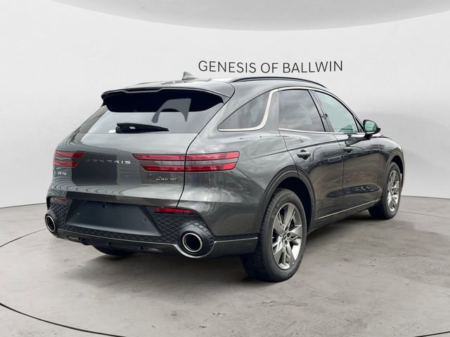 Used 2025 Genesis GV70 3.5T Sport image 8