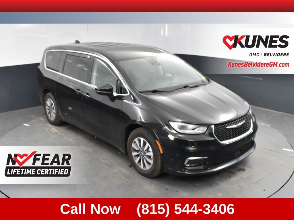 Used 2022 Chrysler Pacifica Touring-L