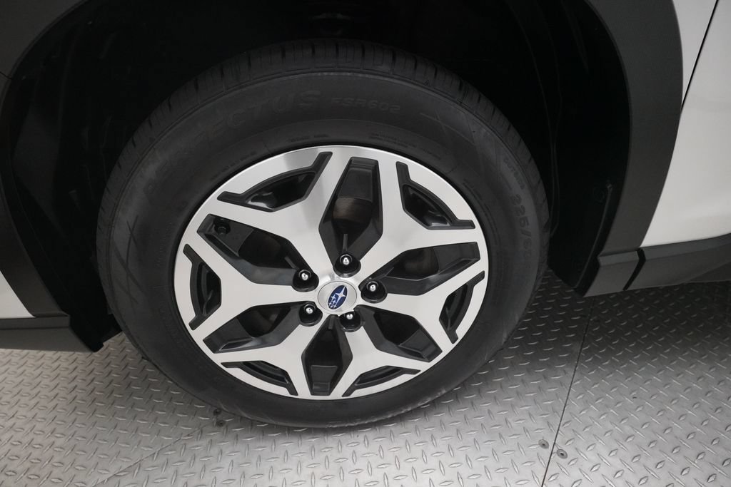 Used 2024 Subaru Forester Premium AWD/4WD image 27