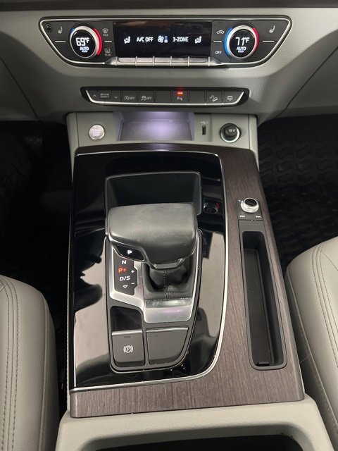 Certified 2022 Audi Q5 2.0T Premium Plus w/ Premium Plus Package image 26