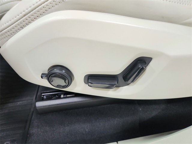 Used 2021 Volvo XC90 T6 Inscription w/ Advanced Package image 20
