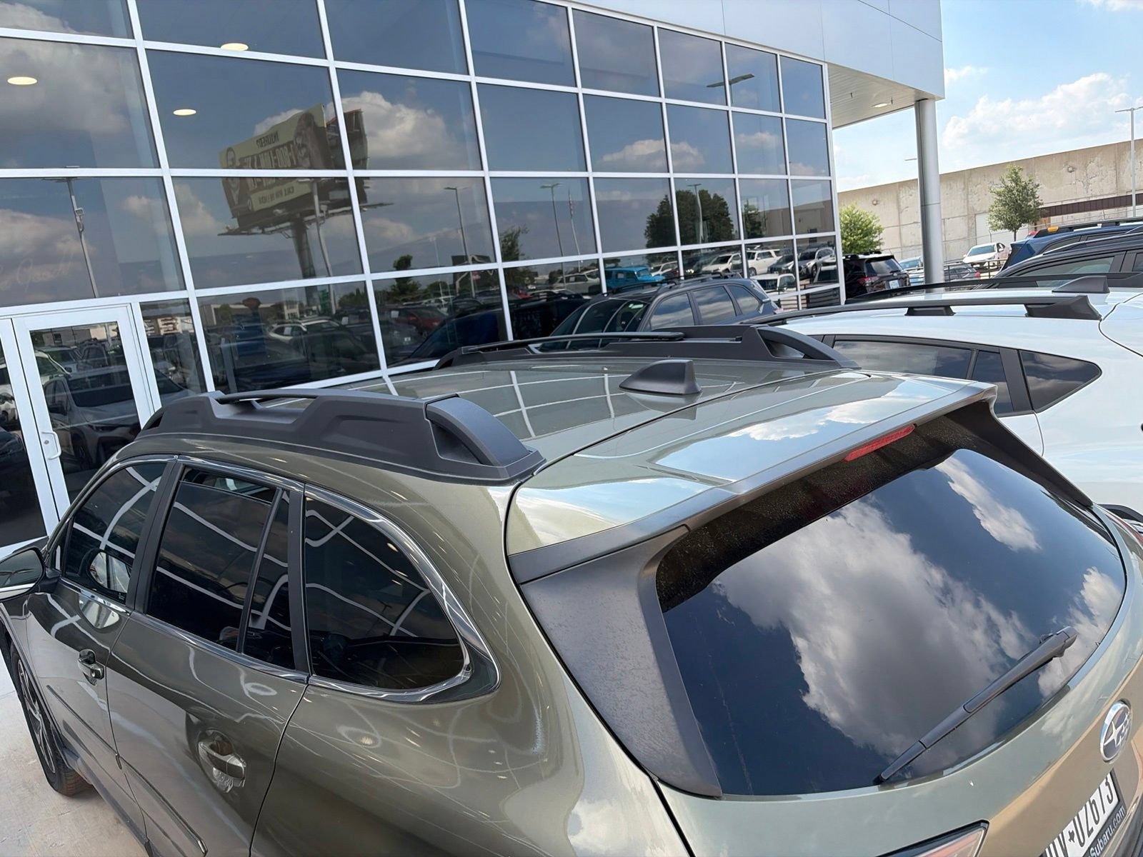 Used 2020 Subaru Outback Limited XT w/ Popular Package #2 AWD/4WD image 13