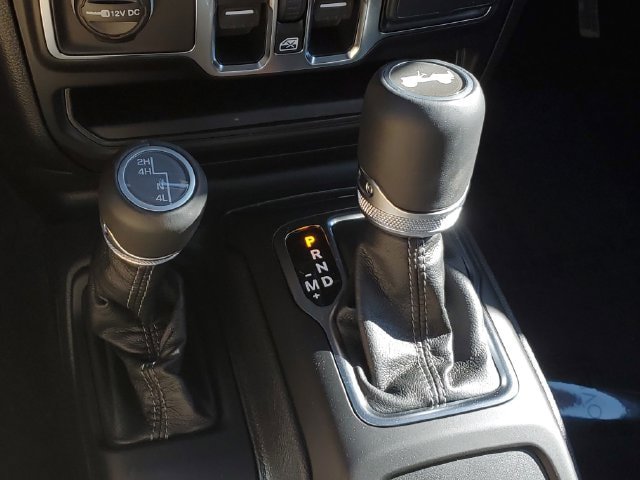 New 2026 Jeep Wrangler Unlimited Sahara AWD/4WD image 31