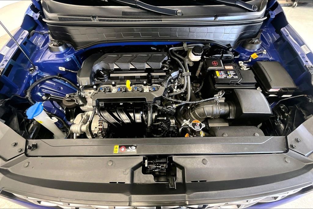 Used 2023 Hyundai Venue SEL FWD image 9