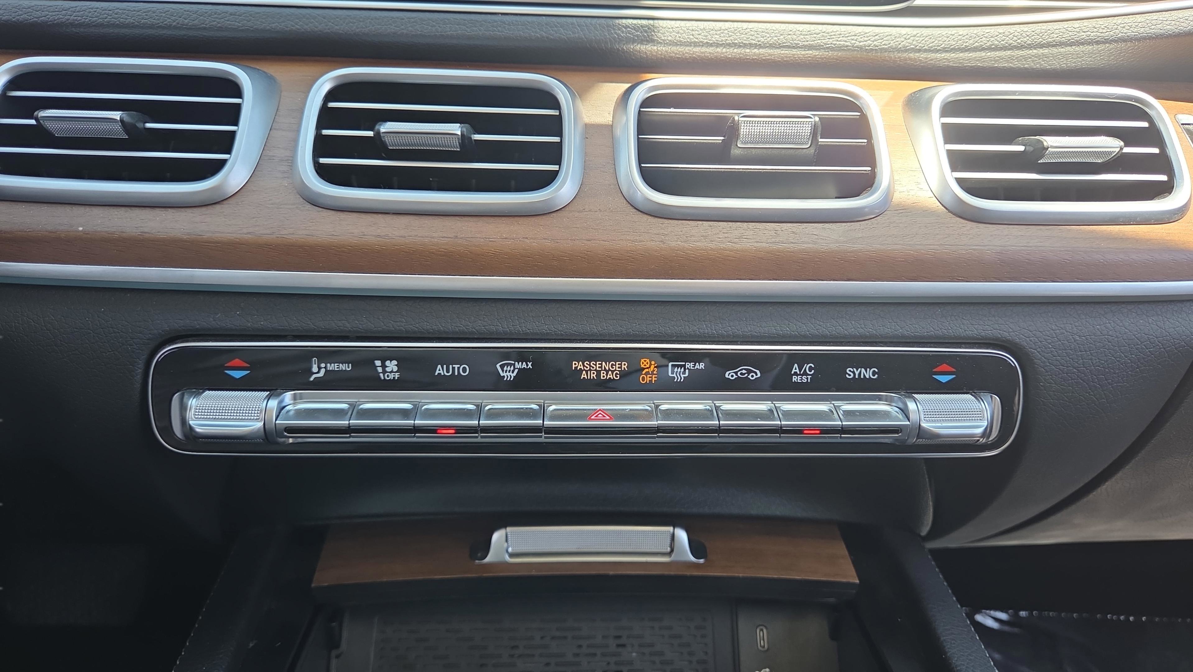 Certified 2024 Mercedes-Benz GLE 350 4MATIC image 30